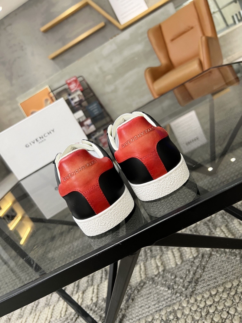 Givenchy Sneakers